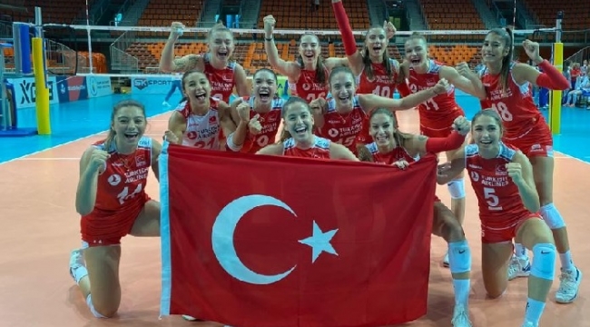  Ay-Yıldızlı kızlar, Avrupa Şampiyonası'nda finalde