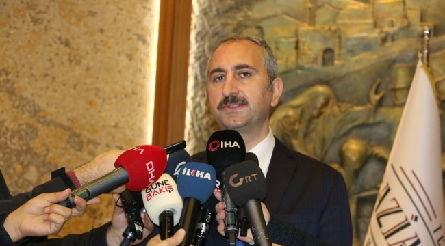 Adalet Bakanı Gül'den Anayasa Mahkemesi açıklaması