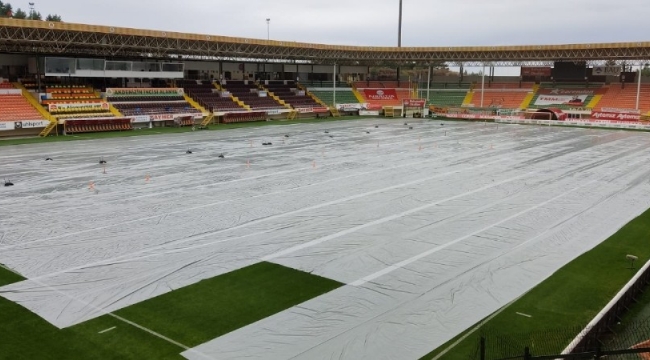 Alanya Belediyesi'nden Stadyuma yağmur önlemi
