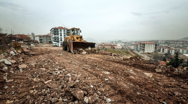 Altındağ Belediyesi 1 yılda 18 kilometre yeni yol açtı