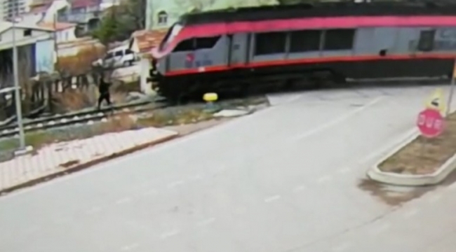 Amasya'daki feci tren kazası kamerada