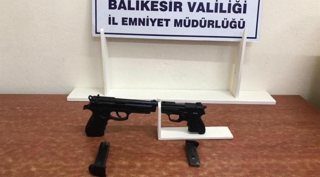 Balıkesir'de polis 18 aranan şahsı yakaladı