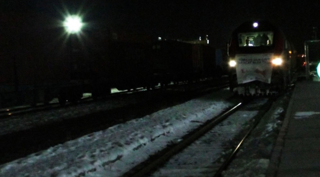 Çin'e bor taşıyan ihracat treni sınır kenti Kars'a geldi