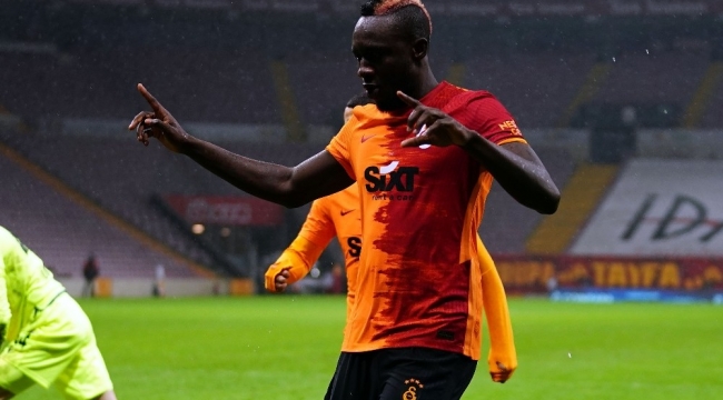 Diagne'den 3 kupalı paylaşım