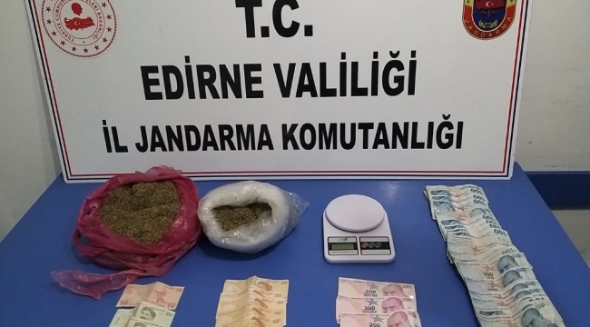 Edirne'de ehliyetsiz sürücünün aracından uyuşturucu çıktı