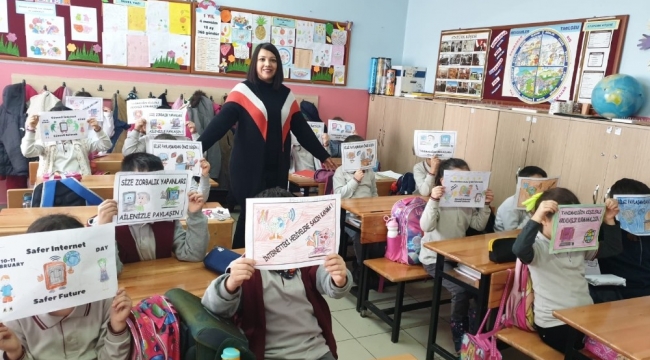 Eskişehir Seyitgazi Şehit Mustafa Akbaş İlkokulu öğrencileri uluslararası projelerde yer alıyor