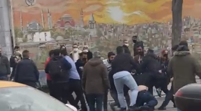 İstanbul'un göbeğinde kemerli kavga kamerada