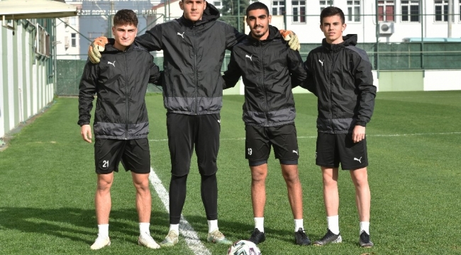 Manisa FK Akademi genç yetenekleri Türk futboluna kazandırıyor