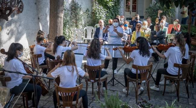 Batur: "Güzellik çocuklar ve müzikle olacak"