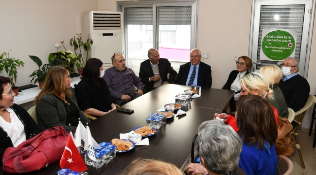 Başkan Selvitopu'dan Karabağlar Kent Konseyi'ne ziyaret
