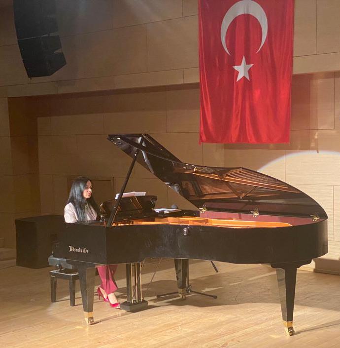 Abdülhamid Han Piyano Dinletisiyle Anıldı