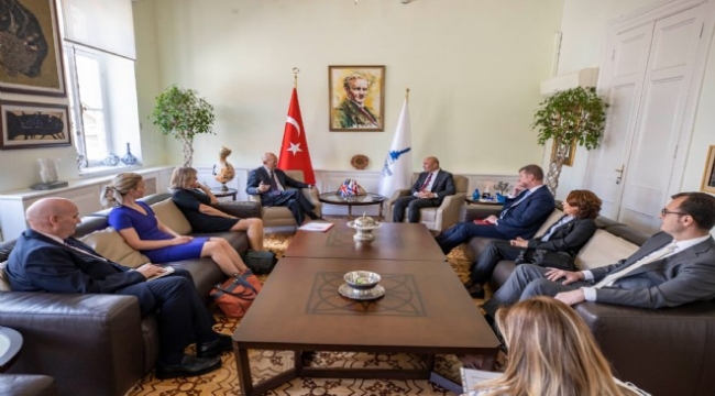 İngiltere Büyükelçisi'nden İzmir'e övgü seli