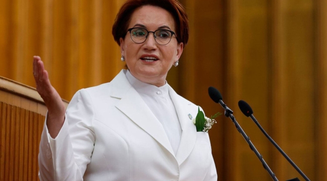 MERAL AKŞENER : " BİZ BU FİLMİ DAHA ÖNCE ÇOK İZLEDİK. KAZANIYORUZ"