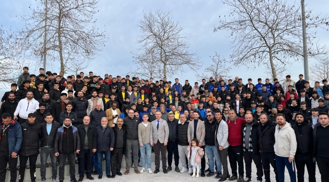 Karabağlar'daki 35 spor kulübünden ortak saha istiyoruz açıklaması