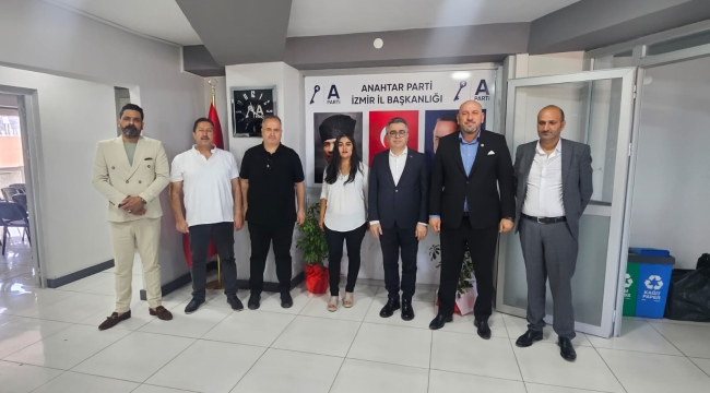 Ege Bölgesi İş İnsanları Federasyonu'ndan Anahtar Parti'ye ziyaret